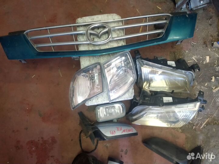 Запчасти на Мазда demio