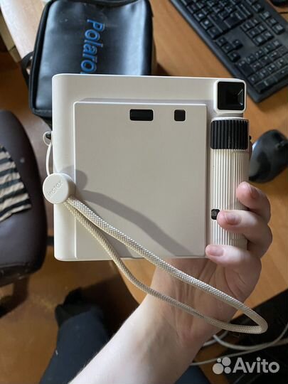 Компактный фотоаппарат instax square 1