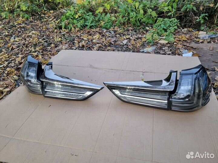 Оптика задняя Lexus LX570 Black Vision