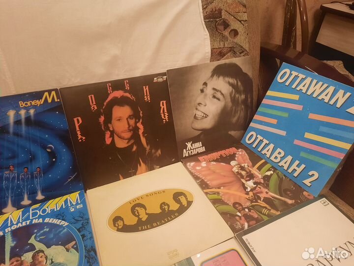 Виниловые пластинки разных исполнителей