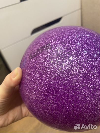 Гимнастический мяч 19