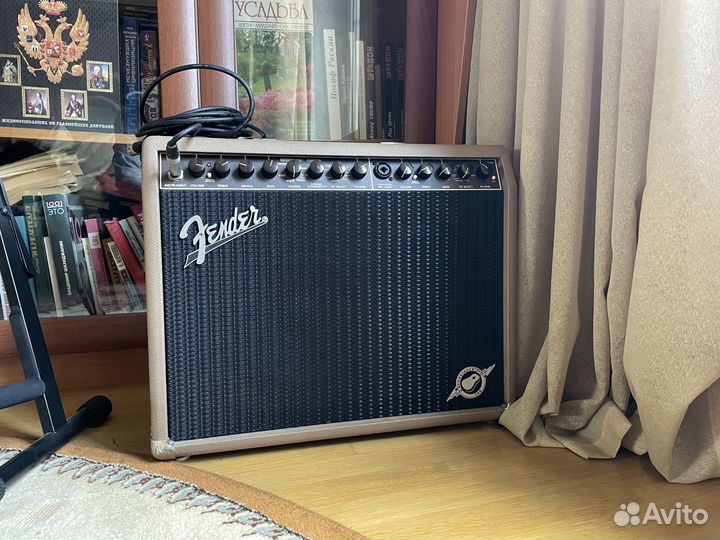 Гитарный комбоусилитель Fender Acoustasonic 100