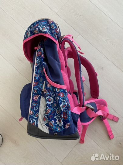 Ранец (рюкзак) школьный с ортопедической спинкой