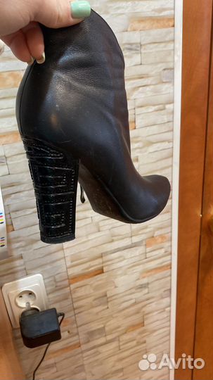 Ботинки женские