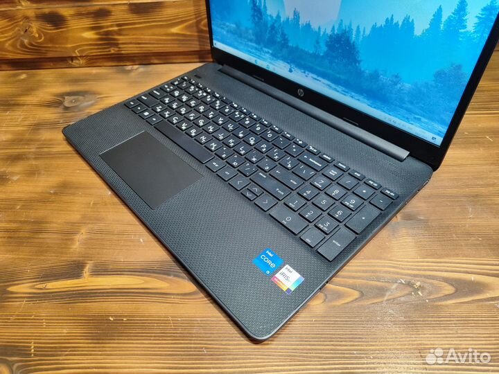 Ноутбук HP Intel Core I5-1235U 512GB SSD