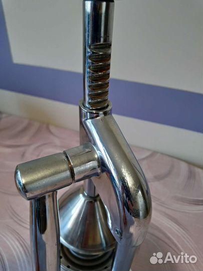 Соковыжималка ручная механическая