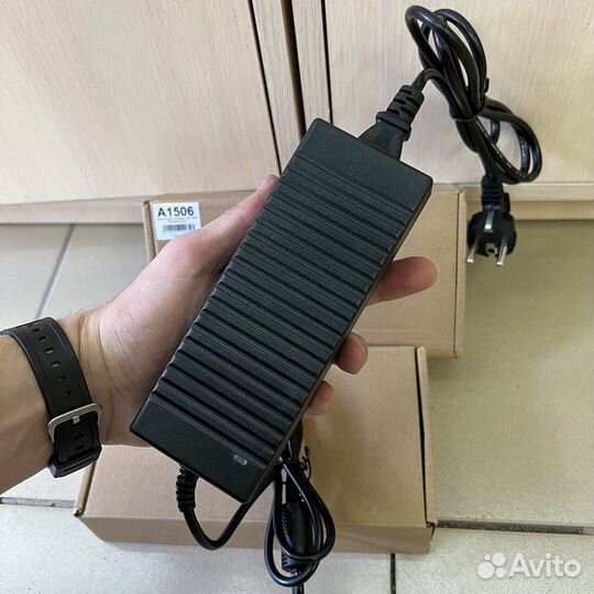 Блок питания 12В 10А