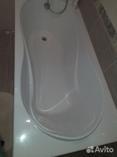 Ванна акриловая 180х80