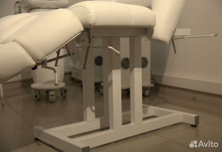 Педикюрное кресло на гидравлике