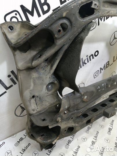 Подрамник передний Mercdes S-Class W221