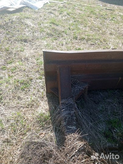 Нож отвал дт 75