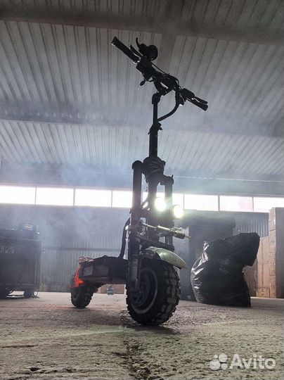 Мощный самокат Speed Savage