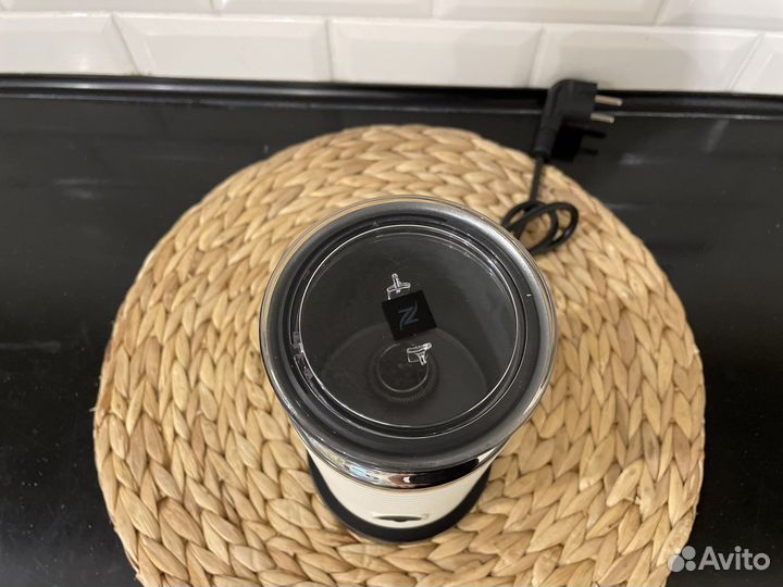 Капучинатор Nespresso Aeroccino 3 White