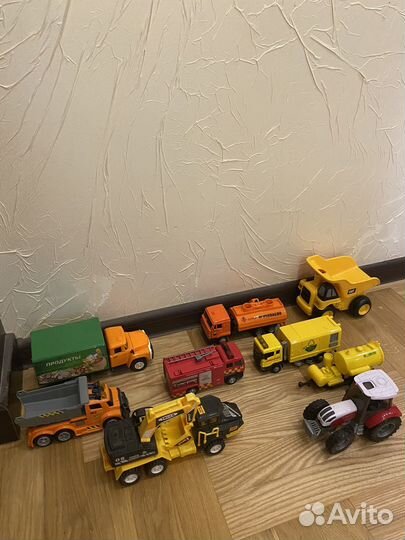 Машинки, игрушки для мальчика пакетом