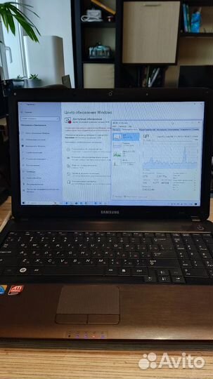 Samsung np-r540