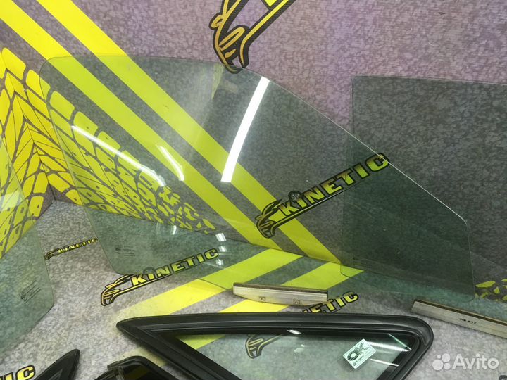 Стекло двери боковое Форточка Дэу Нексия