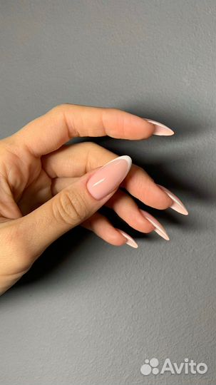 Маникюр, педикюр