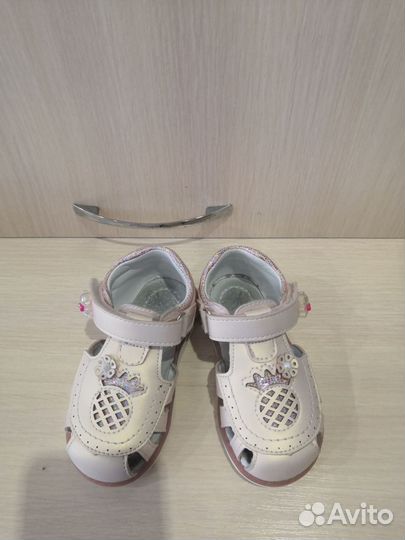 Босоножки для девочки
