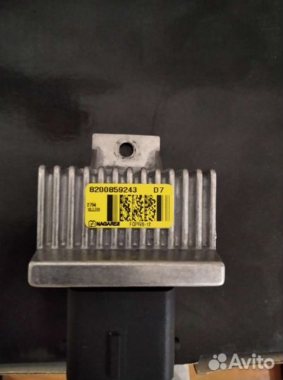 Реле свечей накала renault