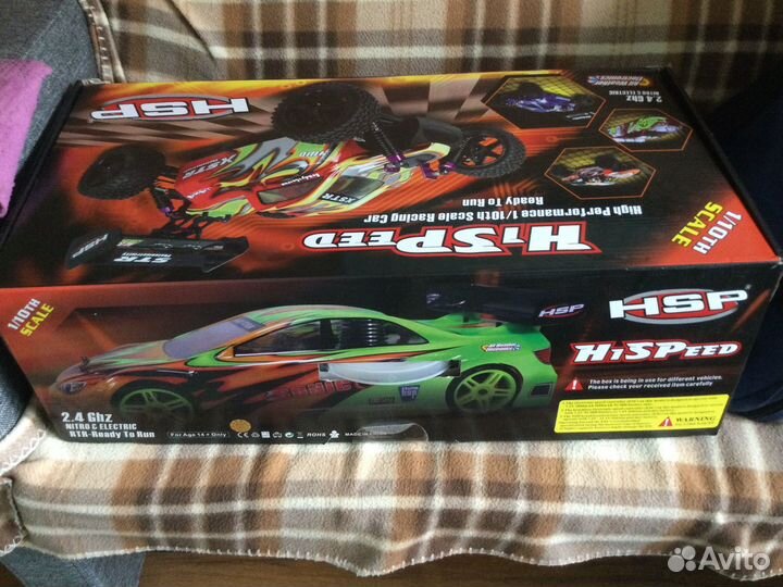 Машинка на радиоуправлении для дрифта