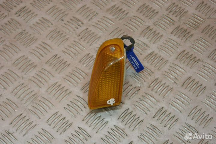 Поворотник задний левый Kawasaki ZZR400-1