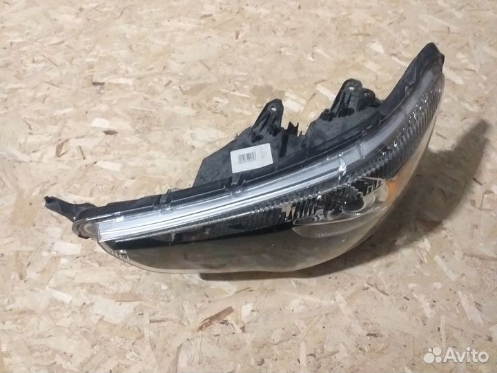 Фара левая Mitsubishi ASX Xenon 2014 год