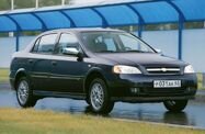 Chevrolet Viva I (2004—2008) Седан