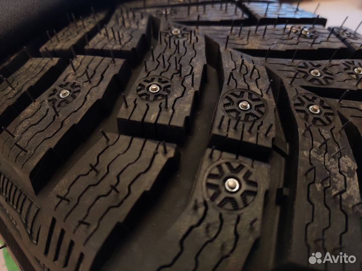 Michelin X-Ice North 4 205/55 R17 95T