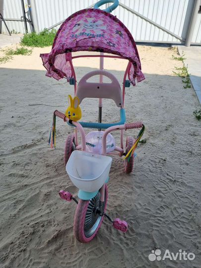 Детский трехколесный велосипед