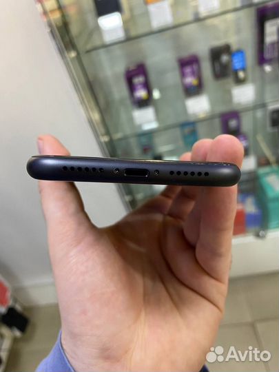 iPhone 11 256 Черный Б/У Как новый