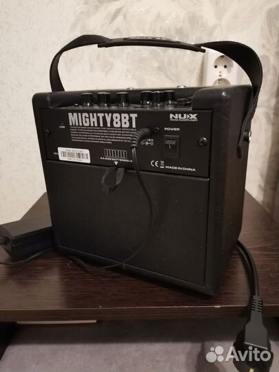 Гитарный комбоусилитель NUX mighty 8bt