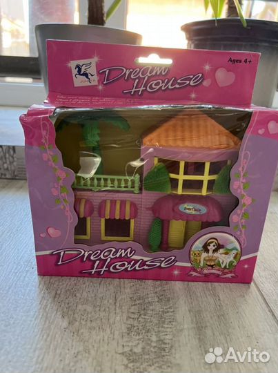 Игрушка Замок