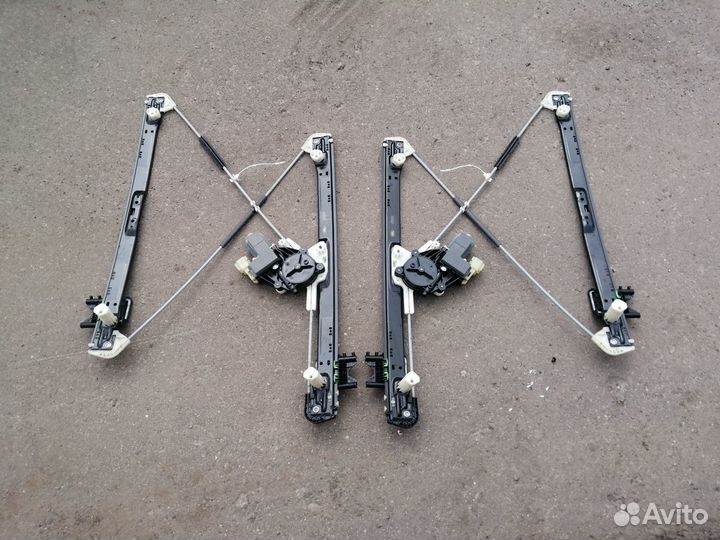 Стеклоподъемник передней двери Range Rover Sport 2