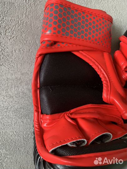 Перчатки для мма