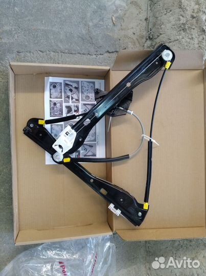 Стеклоподъемник передний левый Octavia A5 (04-13г)