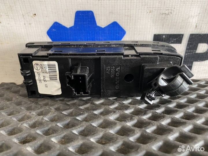 Блок управления стеклоподъемниками Volvo FH4