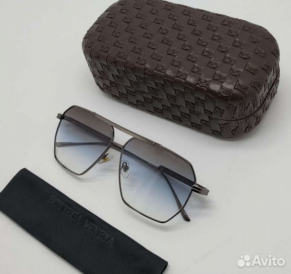 Солнцезащитные очки Bottega Venetta