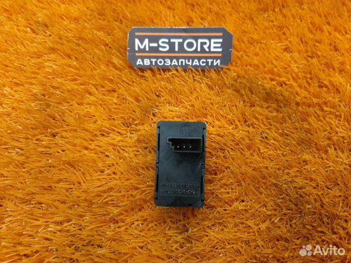 Кнопка стеклоподъемника передняя левая Bmw