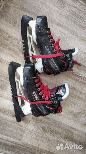 Коньки хоккейные вратарские детские