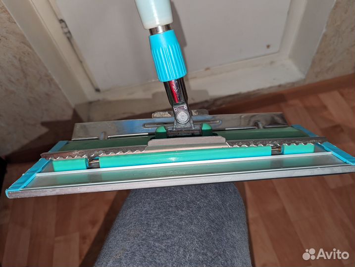 Швабра металлическая