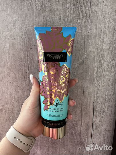 Парфюмированный крем для тела VS