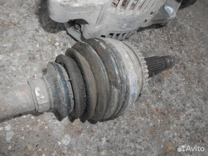 Привод передний правый Toyota Corolla 120 4ZZ 2006