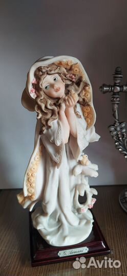 Фарфоровая статуэтка Каподимонте, g. Armani