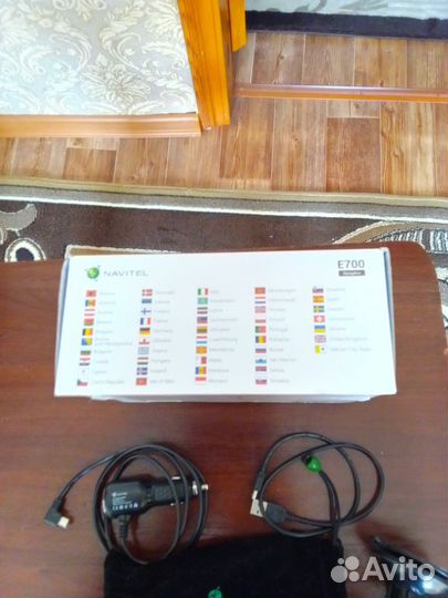 Навигатор navitel E700