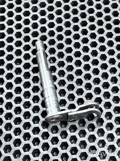 Вал выжима сцепления Yamaha YZ 80 2000