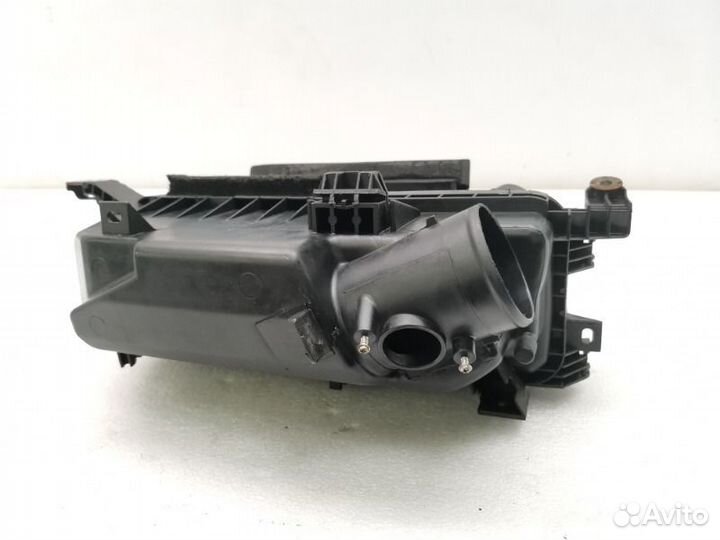 Корпус воздушного фильтра Toyota Alphard H10 2.4