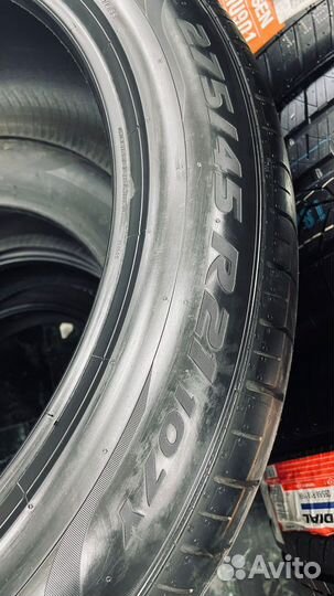 Pirelli P Zero PZ4 275/45 R21 107Y