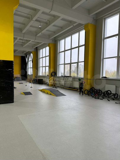 Сдам помещение свободного назначения, 211 м²