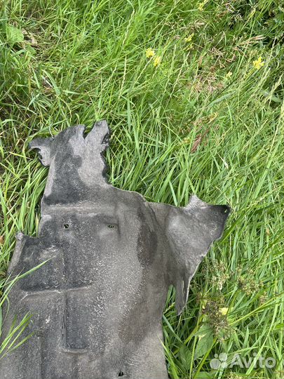 Подкрылок передний правый audi a5