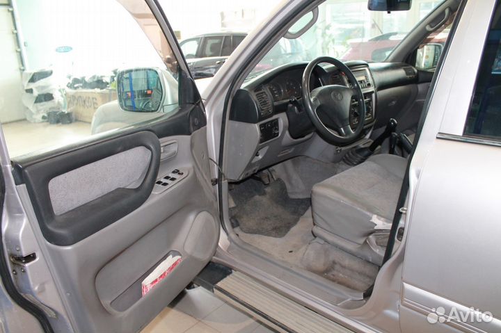 Новая экокожа на сиденья а/м Тойота Land Cruiser